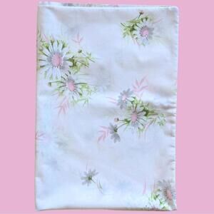 Vintage Springmaid Wondercale Floral Pillowcase - Pink & White Daisies